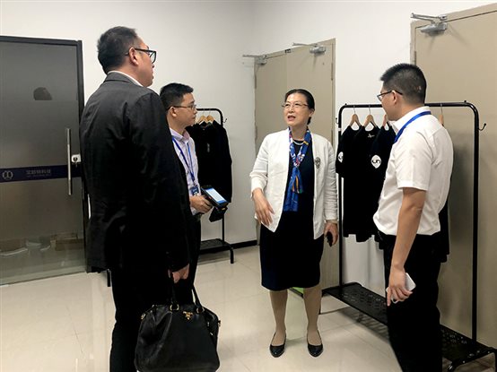 東軟漢楓醫(yī)療科技盧朝霞董事長(zhǎng)一行和廈門(mén)艾歐特科技雙方熱情探討交流